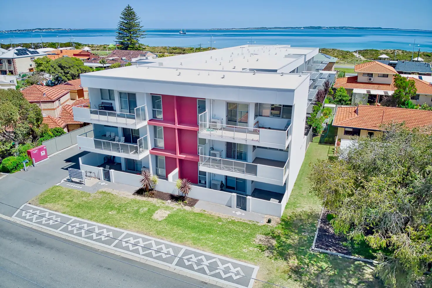 Main view of Homely townhouse listing, 10/102 Kent Street, Rockingham WA 6168