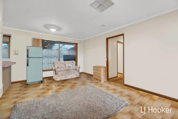 Sixth view of Homely house listing, 7 Pyke Place, Kurunjang VIC 3337