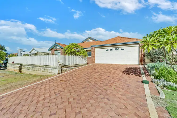 21 Possum Way, College Grove WA 6230