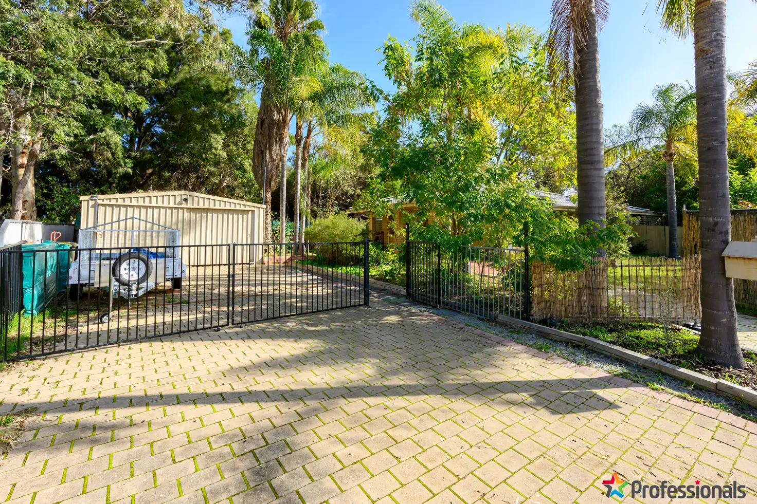 Main view of Homely house listing, 3 Portsea Court, Meadow Springs WA 6210