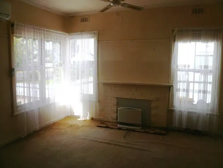 Second view of Homely house listing, 86 Jamouneau Street, Warracknabeal VIC 3393