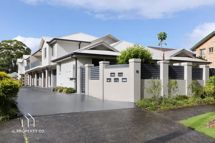 18 Warwick Street