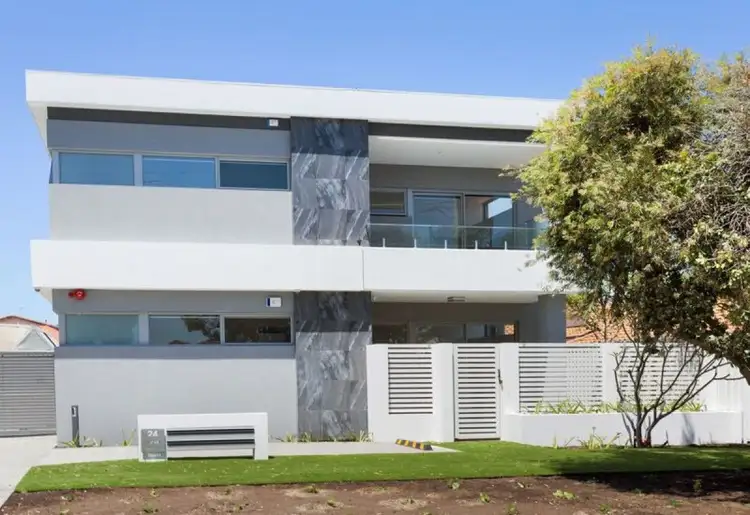 3/24 Sussex Street, Nollamara WA 6061