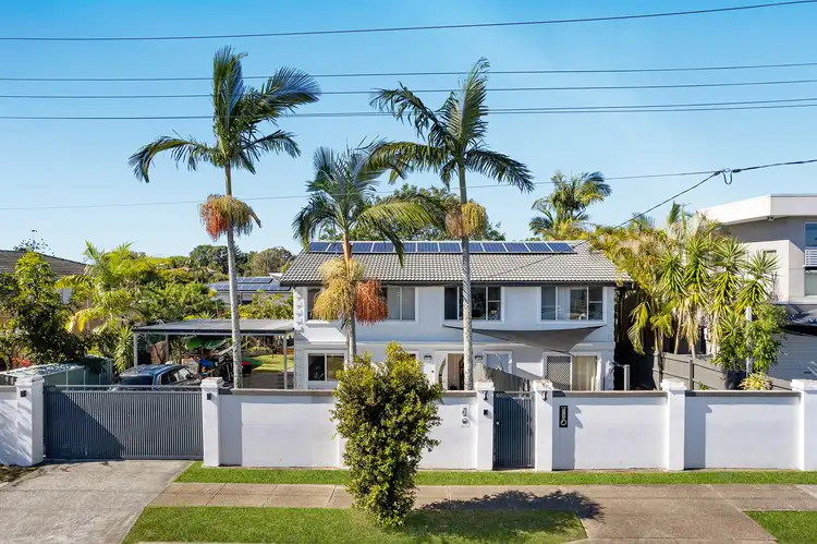 48 Government Road, Labrador QLD 4215
