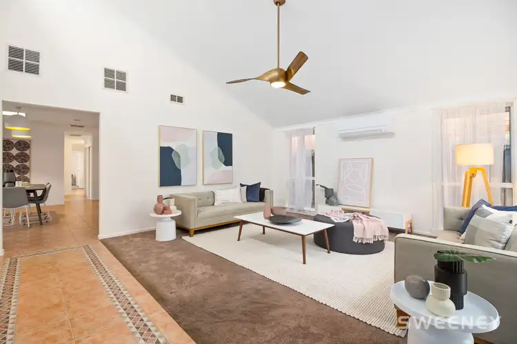 Fifth view of Homely house listing, 10 Canny Court, Altona Meadows VIC 3028