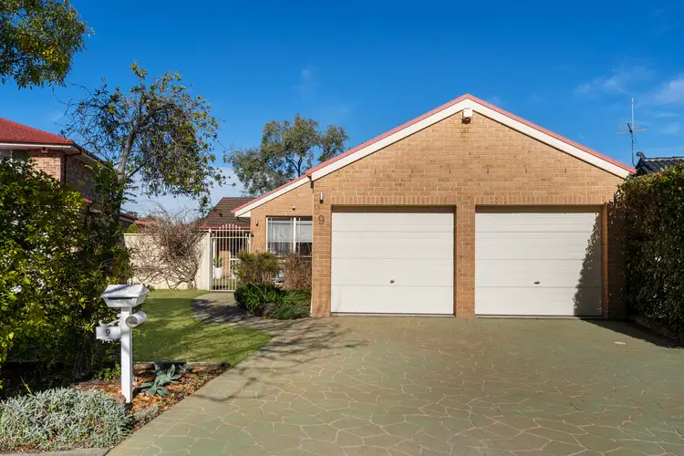 9 Cressbrook Drive, Wattle Grove NSW 2173