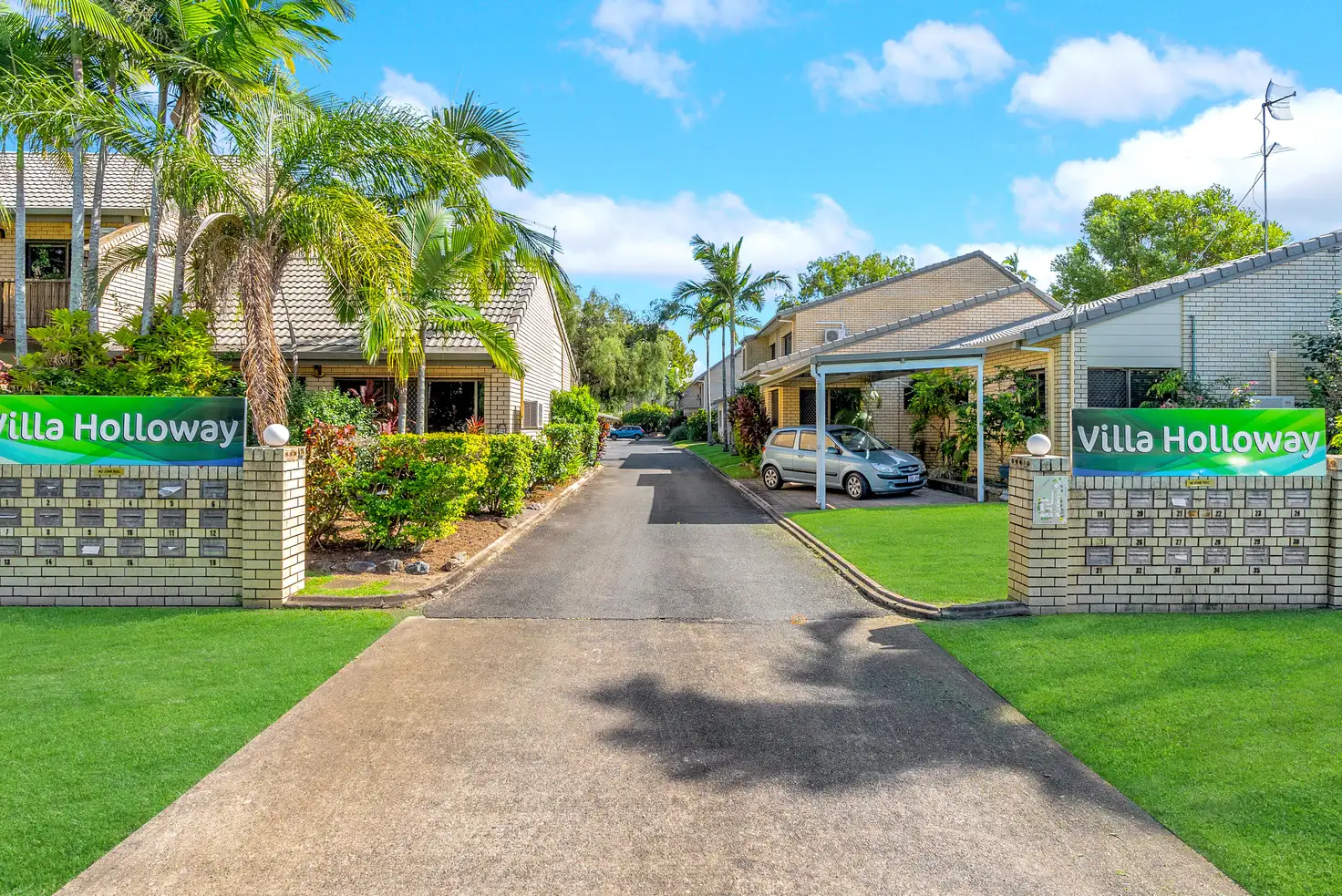 Main view of Homely unit listing, 25/21-31 Poinciana Street, Holloways Beach QLD 4878