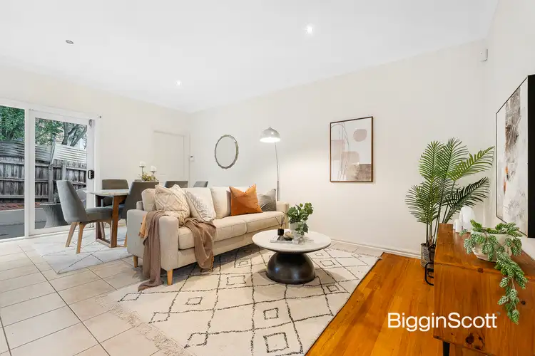 Sixth view of Homely townhouse listing, 1/6 St Johns Wood Road, Mount Waverley VIC 3149