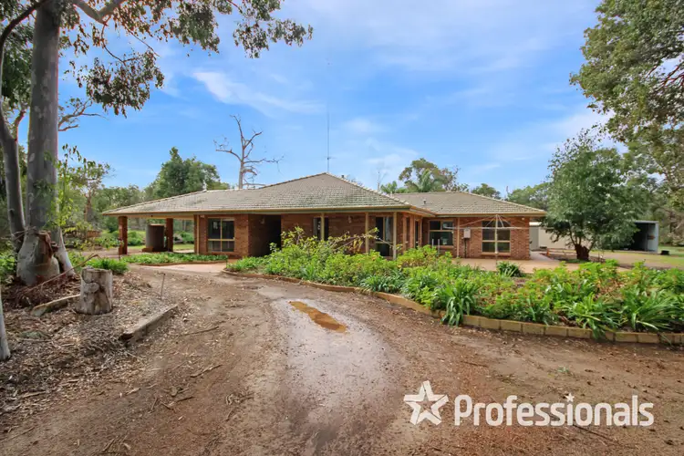 21 Australind Road, Leschenault WA 6233
