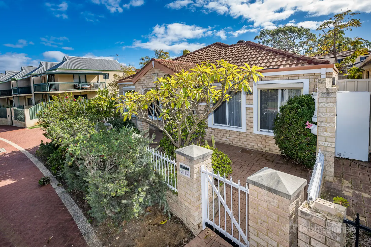 Main view of Homely house listing, 11 Piccadilly Circle, Joondalup WA 6027