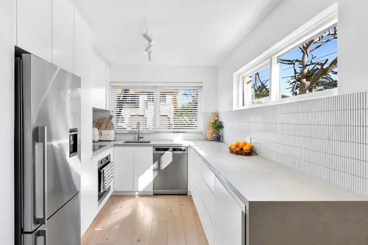 9/115 Ocean Street, Narrabeen NSW 2101