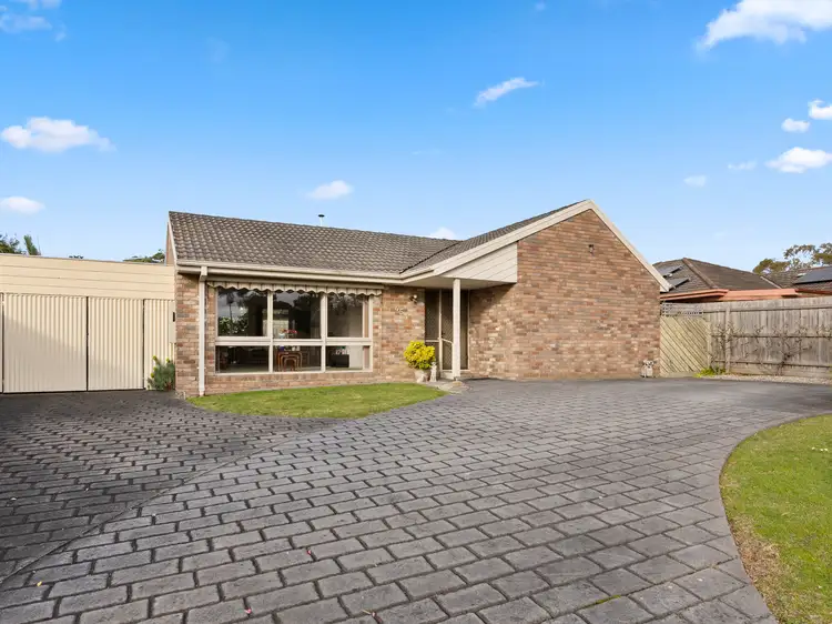 45 Mantung Crescent, Rowville VIC 3178