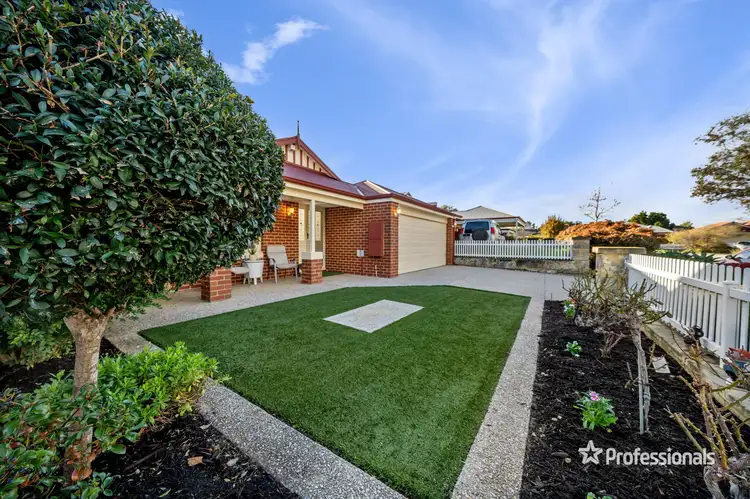Second view of Homely house listing, 32 Halpin Circle, Ellenbrook WA 6069