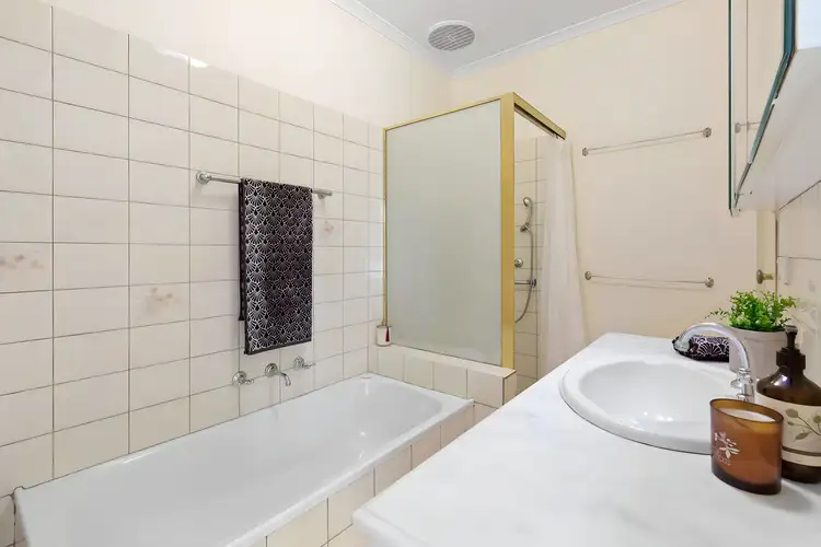 Sixth view of Homely unit listing, 2/228 Burwood Highway, Burwood VIC 3125