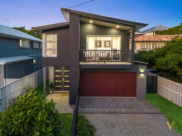 23 Carmel Street, Bardon QLD 4065