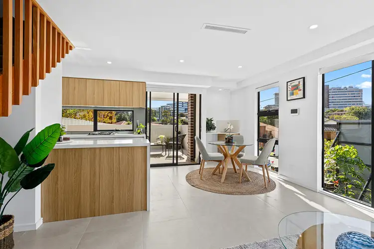 4/33 Rawlinson Street, Wollongong NSW 2500