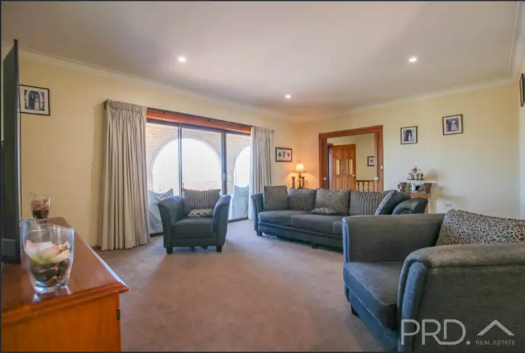 Main view of Homely house listing, 13 Highland Avenue, Tumut NSW 2720
