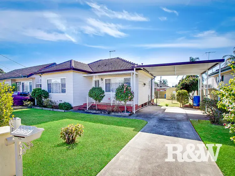 13 Gregory Avenue, Oxley Park NSW 2760