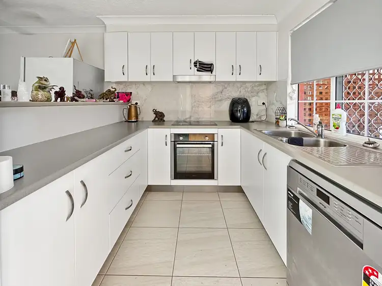 Third view of Homely unit listing, 8/3-5 Norris Street, Hermit Park QLD 4812