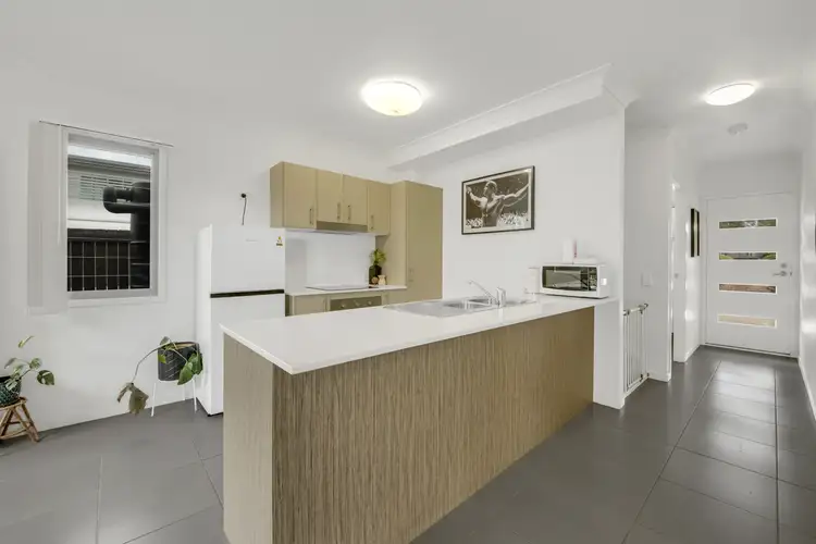 Sixth view of Homely unit listing, 2/2 Beezley Street, Glen Eden QLD 4680