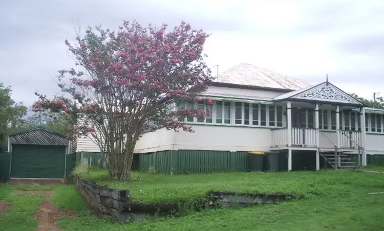 42 Elliott Street, Gin Gin QLD 4671