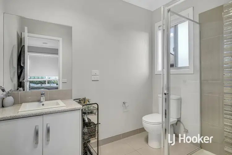 Fifth view of Homely house listing, 4 Lotus Place, Brookfield VIC 3338