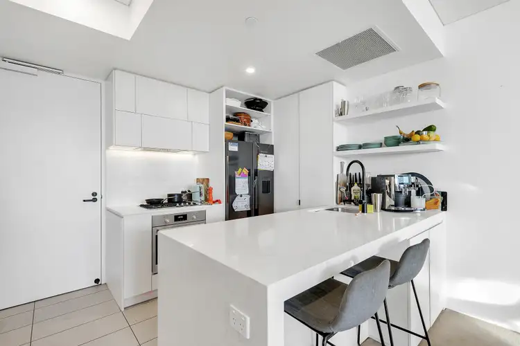 Sixth view of Homely apartment listing, 1402/62 Logan Road, Woolloongabba QLD 4102