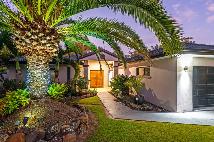 25 Petworth Court, Arundel QLD 4214