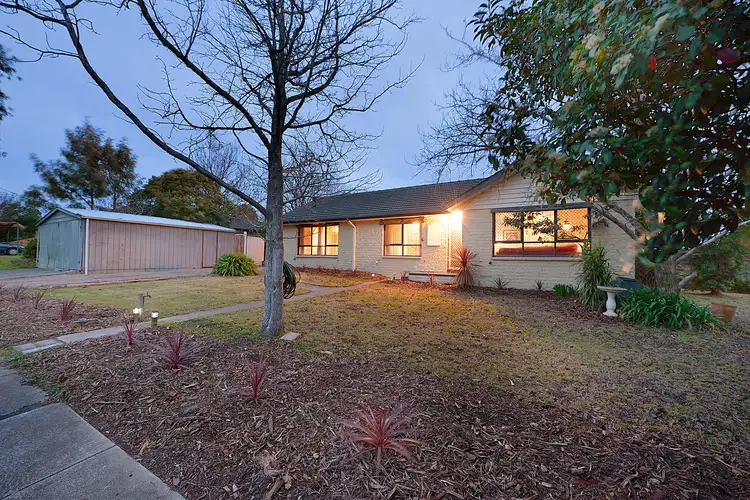 32 Johnson Drive, Ferntree Gully VIC 3156