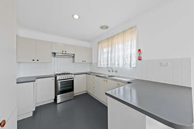Fourth view of Homely unit listing, 1/39 Fenfield Street, Cranbourne VIC 3977