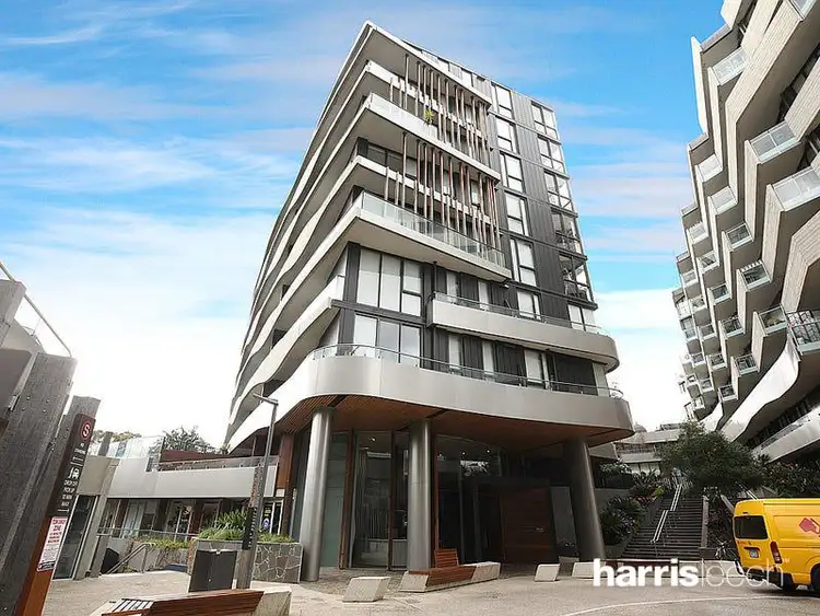 6 Acacia Place