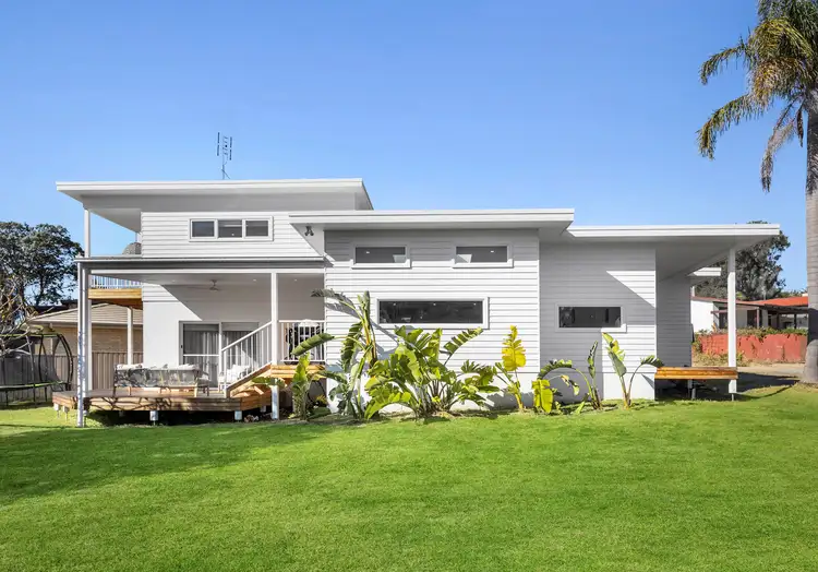 25 Yugura Street, Malua Bay NSW 2536