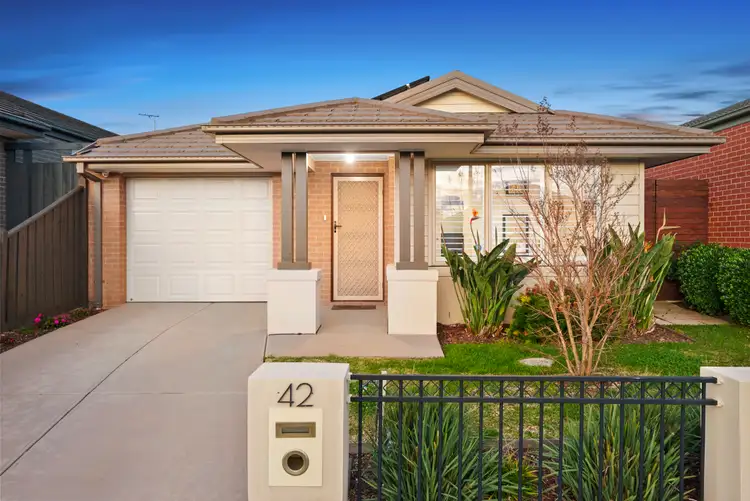 Main view of Homely house listing, 42 Arlington Avenue, Pakenham VIC 3810