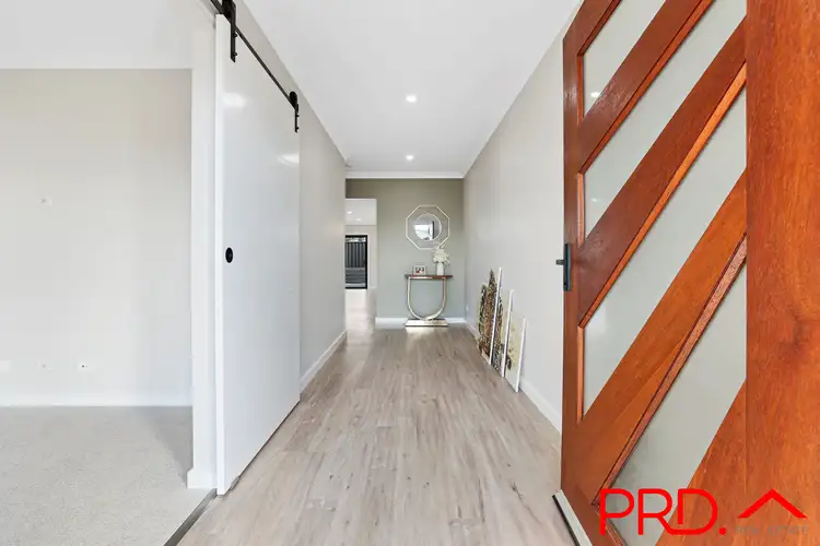 Third view of Homely house listing, 89 Verdelho Drive, Tamworth NSW 2340