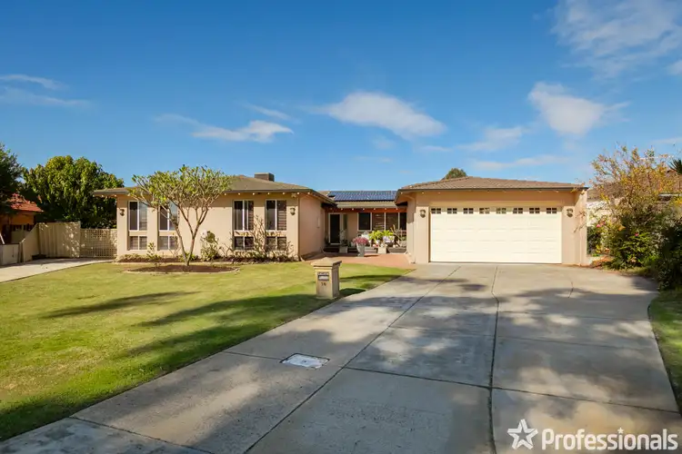 16 Crofton Place, Lynwood WA 6147