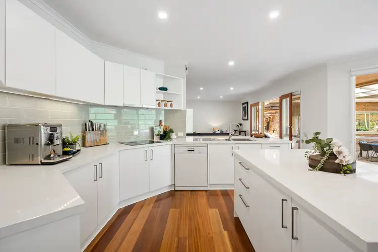 Sixth view of Homely house listing, 6 Crimea Close, Rowville VIC 3178