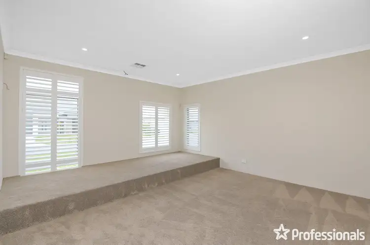 Seventh view of Homely house listing, 10 Menner Way, Piara Waters WA 6112