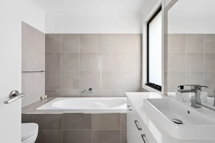 Seventh view of Homely townhouse listing, 3/5 Danin Street, Pascoe Vale VIC 3044