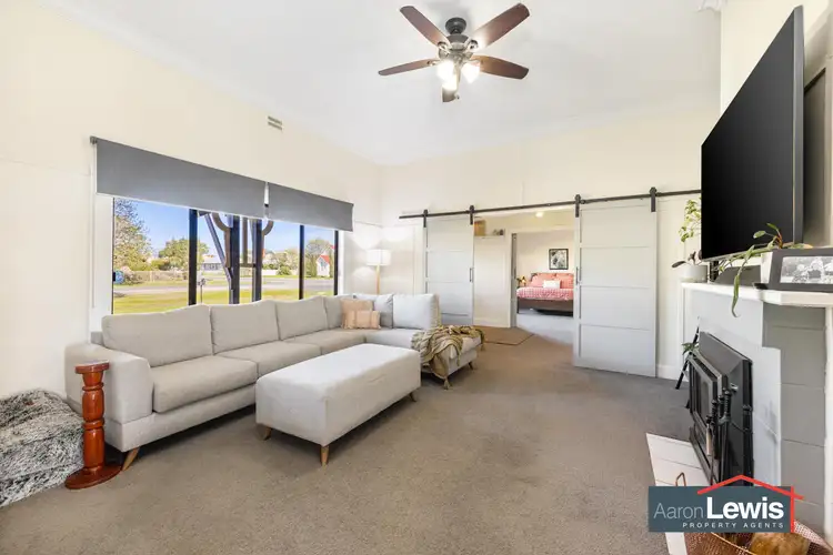 Fourth view of Homely house listing, 2 Milbourne Street, Warracknabeal VIC 3393