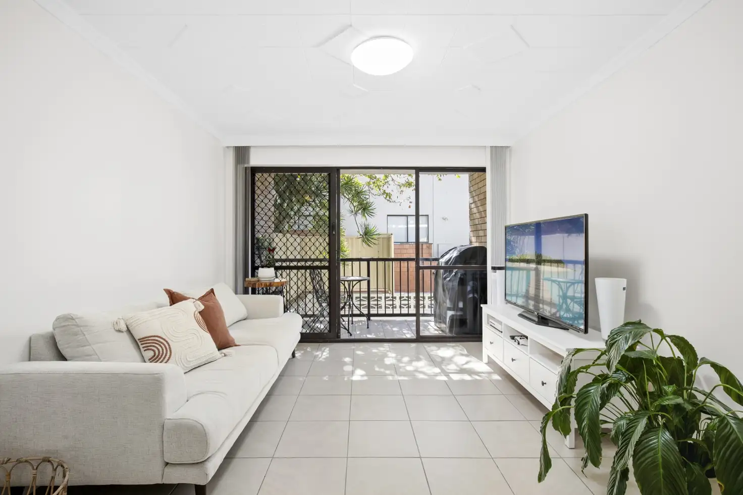 Main view of Homely apartment listing, 2/200 Surf Parade, Surfers Paradise QLD 4217