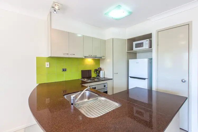 Third view of Homely apartment listing, 2/30 Clarendon Street, East Brisbane QLD 4169