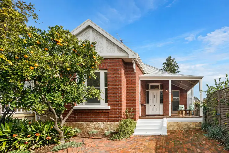 35 Lexcen Close, Cottesloe WA 6011
