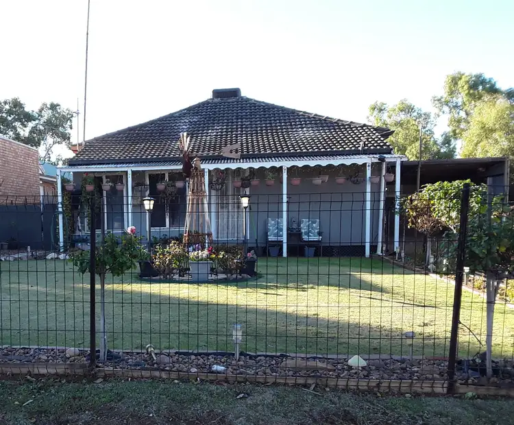 27 Short Street