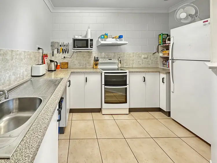 Fifth view of Homely unit listing, 1/15-17 Second Avenue, Railway Estate QLD 4810