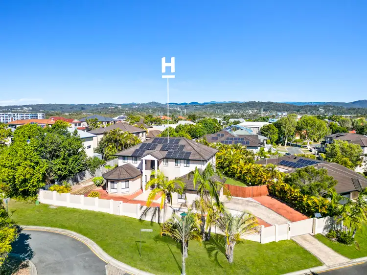 4 Hillridge Crescent, Varsity Lakes QLD 4227