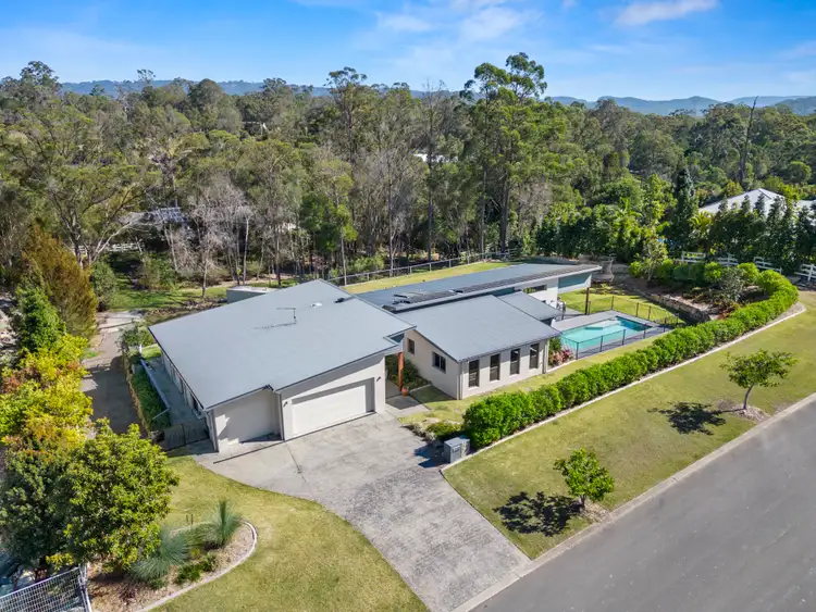 69 Huntington Drive, Maudsland QLD 4210