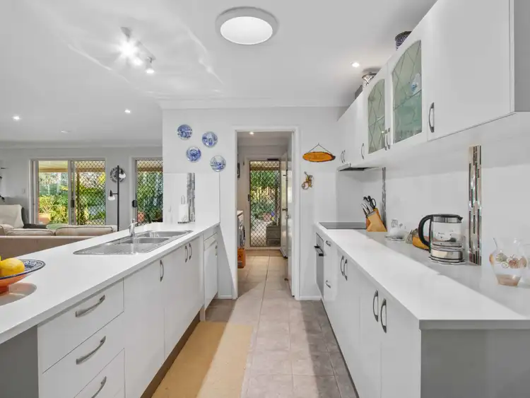 Fifth view of Homely house listing, 4 Aqualine Drive, Point Vernon QLD 4655