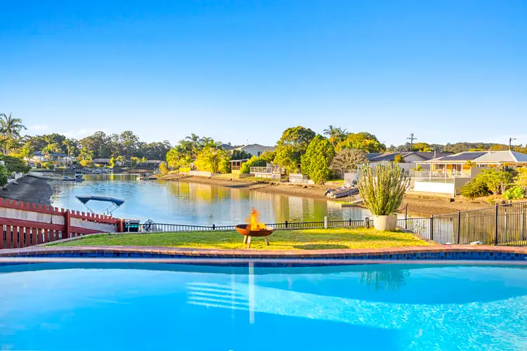 9 Mainsail Cres, Currumbin Waters QLD 4223
