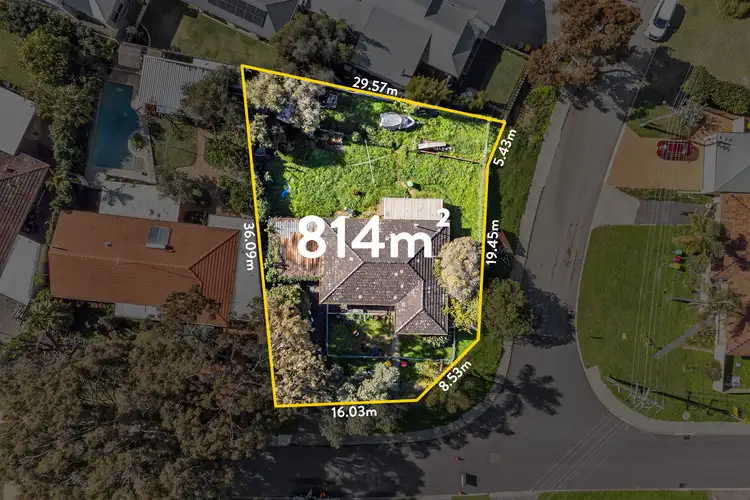 8 Glenister Road, Hamilton Hill WA 6163