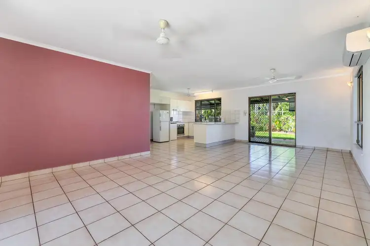 Sixth view of Homely house listing, 9 Favenc Court, Moulden NT 830